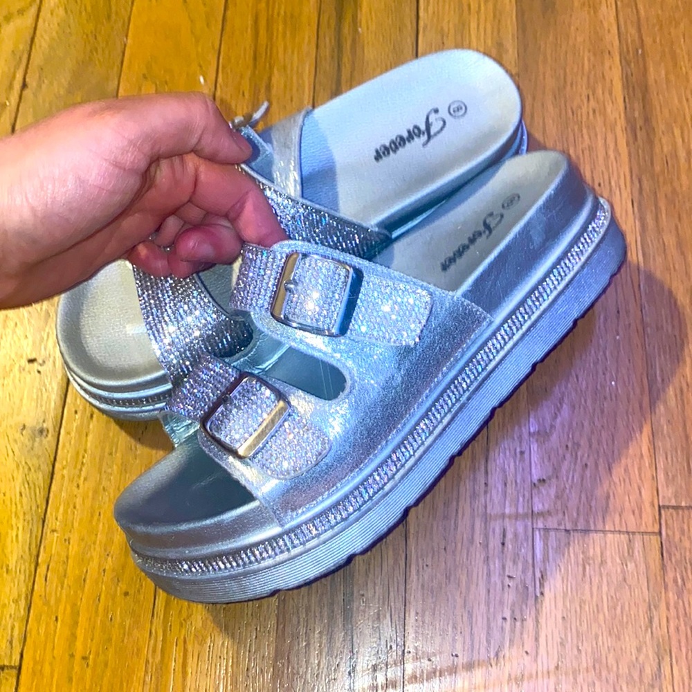 Platform Sandals 🩴